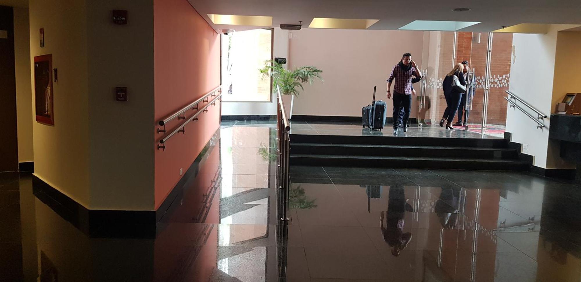 Amoblado Bogota, Wifi, Agua Caliente Διαμέρισμα Δωμάτιο φωτογραφία